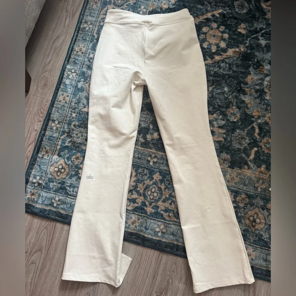 ALO Yoga High Waist Airbrush Flare Leggings with slit